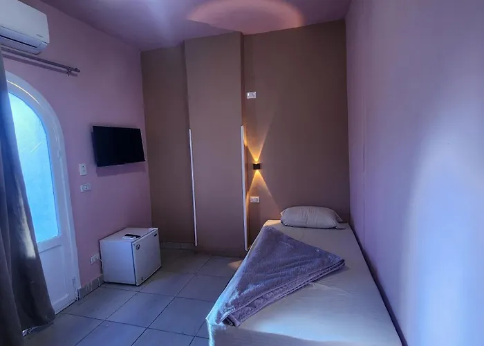 Szálloda Shapon - 2*